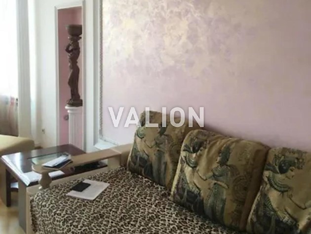 Продаж 3-к квартири вул. Дмитрівська 69