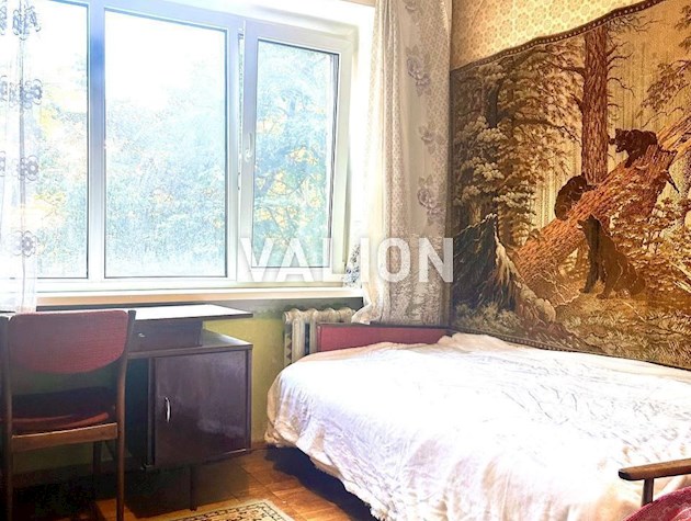 3к квартира пр-т Лобановского (Краснозвездный) на 3 этаже в кирпичном доме с газом