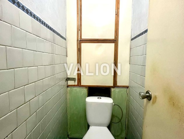 3к квартира пр-т Лобановского (Краснозвездный) на 3 этаже в кирпичном доме с газом