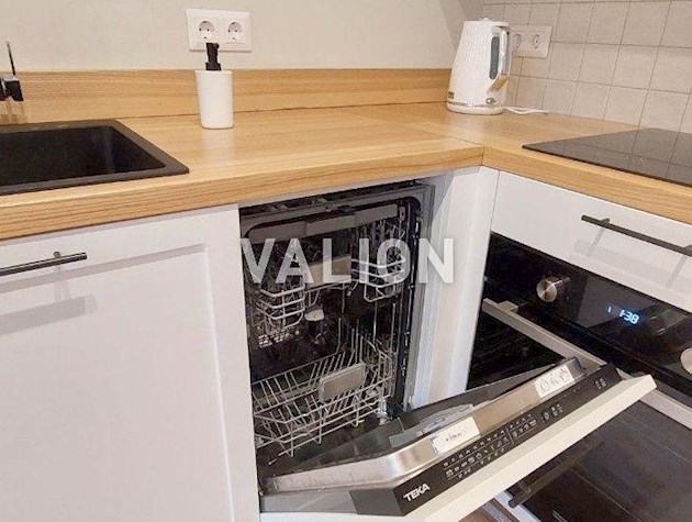 Продажа 1-к квартиры с ремонтом и мебелью ул. Глубочицкая 73