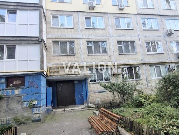 Продажа 3-комнатной квартиры, Дарницкий р-н, Харьковское шоссе, 21/3