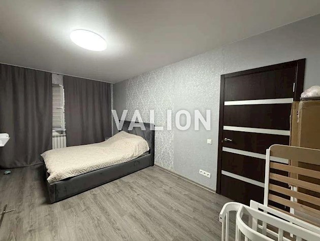 Продаж 1-к квартири вул Кікабідзе 6а