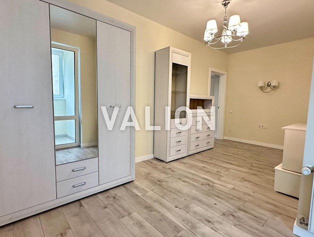 Продажа 4-х комнатной квартиры с ремонтом 133 кв.м., ул. Воробьева 13е, Соломенский район