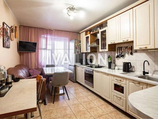 Продажа 3-к квартиры ул. Драгоманова 44а