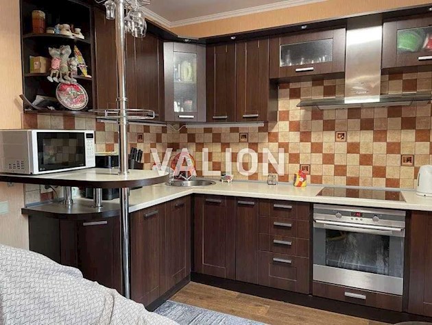 Продажа двухкомнатной квартиры по ул. Милославская, 47а в Деснянском районе