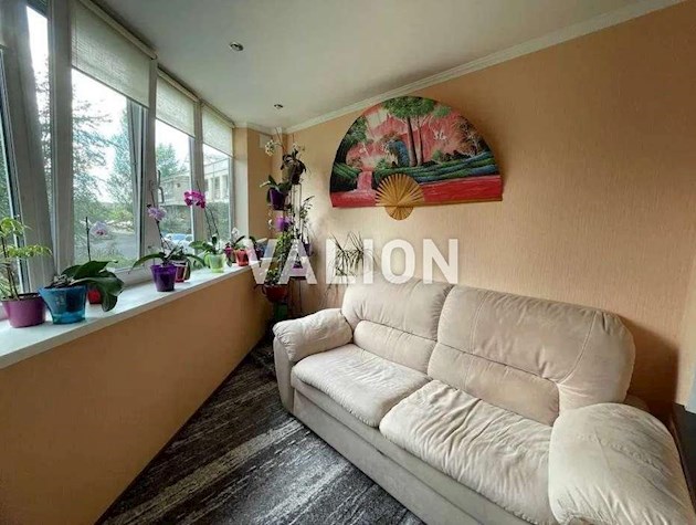 Продажа двухкомнатной квартиры по ул. Милославская, 47а в Деснянском районе