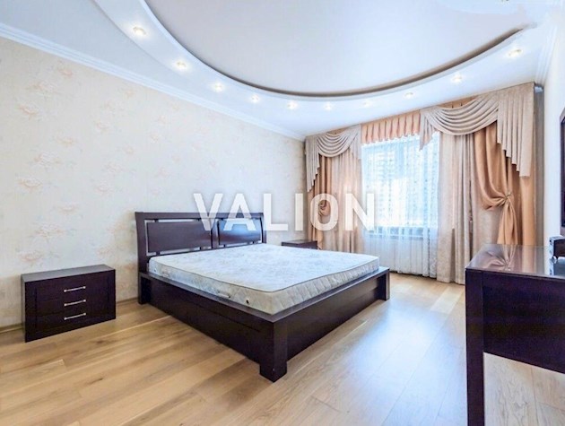 Продажа: 2 комнатная квартира, улица Пчелки Елены, 2-Б, Дарницкий район