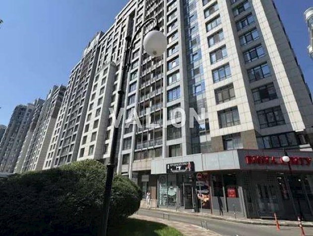 Продаж 4-к квартири вул. Верхогляда 12