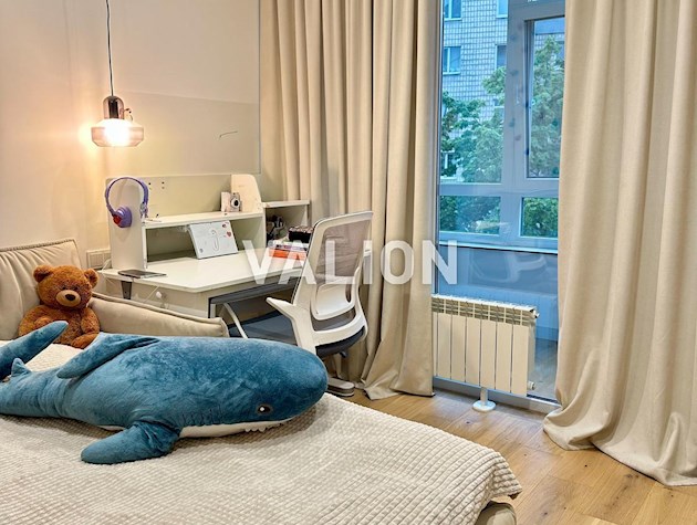 Продажа 2 комн. квартиры 65 кв.м. с современным ремонтом, Чоколовский бульвар 10, Севастопольская площадь