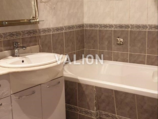 Продажа 3к квартиры ул. Ореховатская 6к2 м Васильковская Голосеевский р-н Правый берег