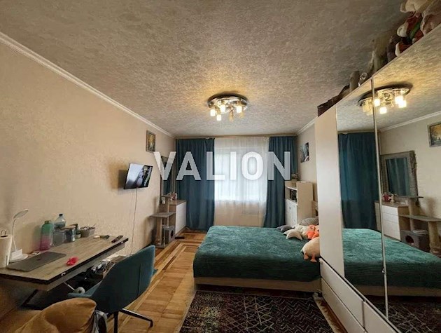 Продаж 3-к квартири вул. Синьоозерна, 4А Святошинський район