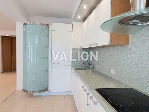 Продаж 3х кімнатної квартири по вул.Назарівська 7б Шевченківський