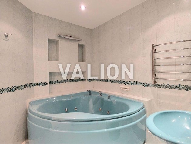 Продаж 3х кімнатної квартири по вул.Назарівська 7б Шевченківський