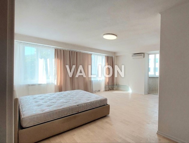 Продаж 3х кімнатної квартири по вул.Назарівська 7б Шевченківський