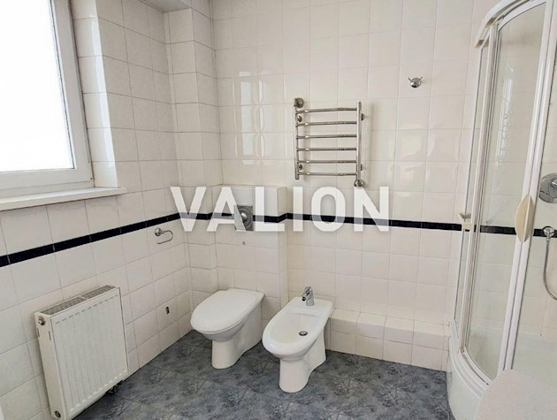 Продаж 3х кімнатної квартири по вул.Назарівська 7б Шевченківський