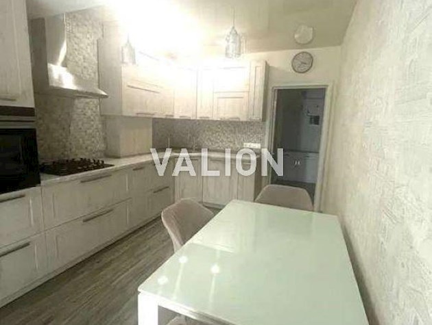 Продажа 3-к квартиры ул. Радистов 34