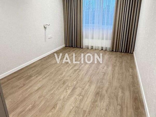 Продажа 2-к квартиры ул. Александра Олеся 7