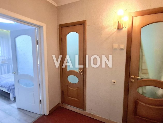 Продажа 3 комнатной квартиры с ремонтом (косметическая) Киев, Левый берег, Деснянский район, Троещина, ул. Оноре де Бальзака