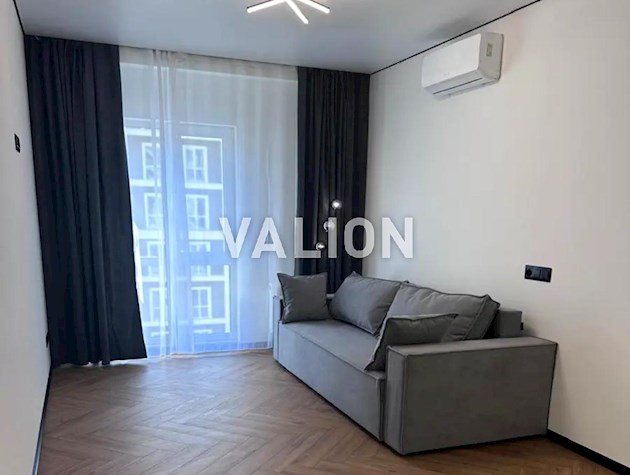 Продажа 2-к квартиры ул. Михаила Максимовича 28д