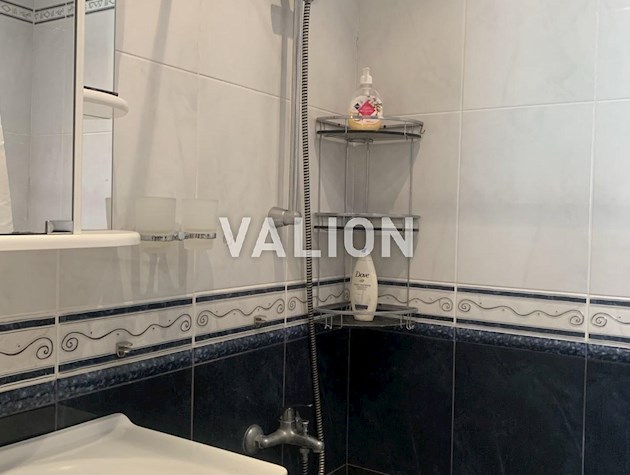 Продам 3 комн. по ул. Левка Лукьяненка 2/4, метро Оболонь.