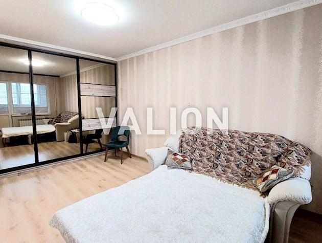 Продажа 2к квартиры с ремонтом, Лятошинского 18 Голосеевский р-н, массив Теремки-2, Правый берег