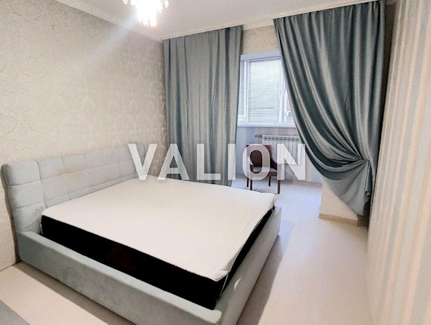 Продажа 2к квартиры с ремонтом, Лятошинского 18 Голосеевский р-н, массив Теремки-2, Правый берег