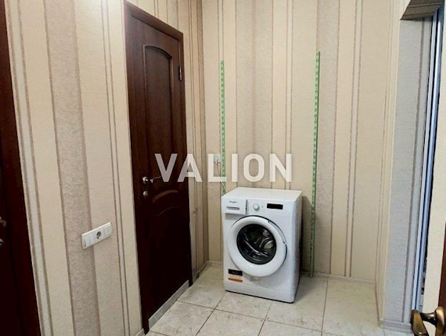 Продажа 2к квартиры с ремонтом, Лятошинского 18 Голосеевский р-н, массив Теремки-2, Правый берег