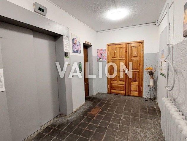 Продажа 2к квартиры с ремонтом, Лятошинского 18 Голосеевский р-н, массив Теремки-2, Правый берег