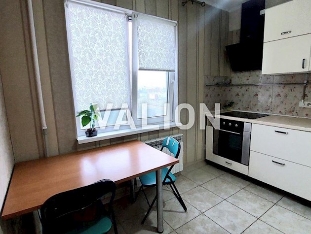 Продажа 2к квартиры с ремонтом, Лятошинского 18 Голосеевский р-н, массив Теремки-2, Правый берег