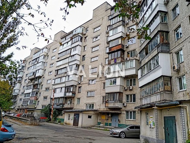 Продаж 4 кімн. квартири вул. Січових Стрільціва 59/ 65 в Шевченківськомсу районі, центр. Покровский монастир.