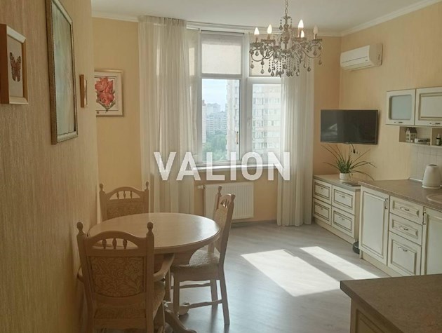 Продажа большой 1-к квартиры ул. Анны Ахматовой 22, Позняки