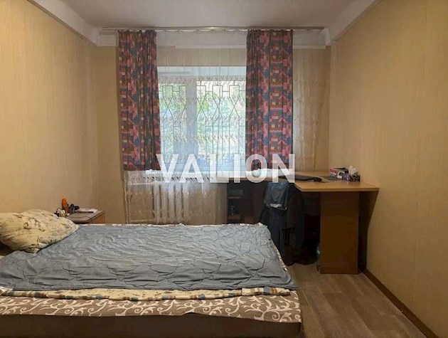 Продаж 2-к квартитри м.Дорогожичі О.Теліги 39 в.