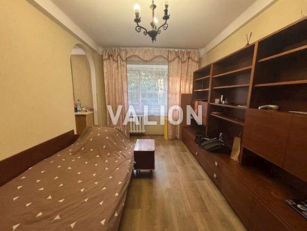 Продаж 2-к квартитри м.Дорогожичі О.Теліги 39 в.