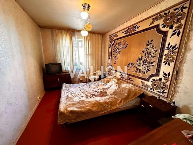 Продажа: 2-комнатной квартиры Киев, Левый берег, Деснянский район, проспект Червоной Калины, 69а, рядом ул Бальзака.