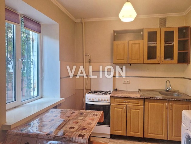 Продажа 2-комнатной квартиры в Шевченковском районе, Нивки, ул. Ружинская,24. Правый берег.