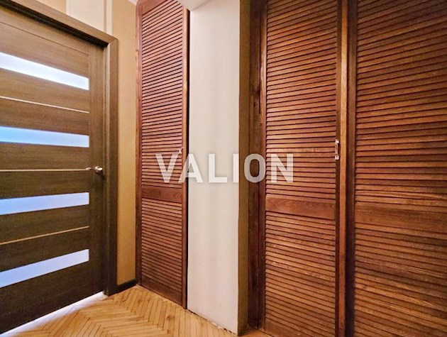 Продажа 2-комнатной квартиры в Шевченковском районе, Нивки, ул. Ружинская,24. Правый берег.