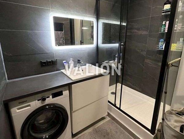 Продаж 2-к квартири Балтійський провулок 5