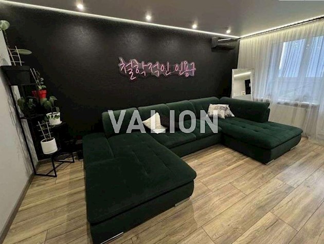 Продаж 2-к квартири Балтійський провулок 5