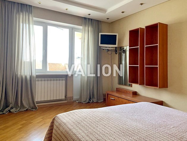 Продажа 3-комнатной квартиры ул. Сверстюка, 52-В Днепровский район