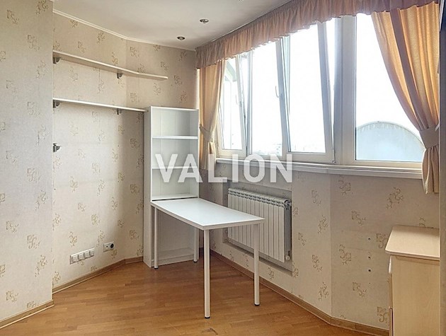 Продажа 3-комнатной квартиры ул. Сверстюка, 52-В Днепровский район