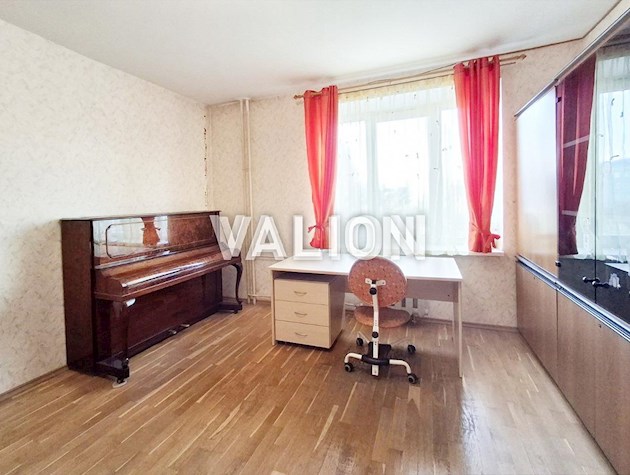 Продажа 3 – комн. квартиры, Новобеличи, ул. А. Булаховского 5-Б, Святошинский район, Академгородок.