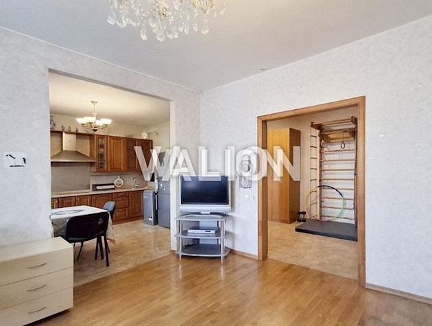 Продажа 3 – комн. квартиры, Новобеличи, ул. А. Булаховского 5-Б, Святошинский район, Академгородок.