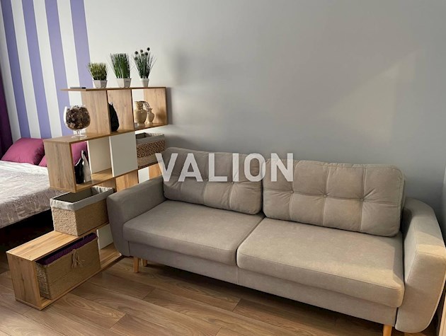 Продам 1к квартиру, ремонт, вул. Данченка 32, ЖК Новомостицько-Замковецький