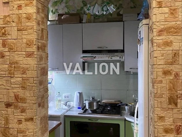 Квартира 117,6 кв.м в центре! Царский дом ул. Дмитриевская 19А. Потолки 4,2 м!