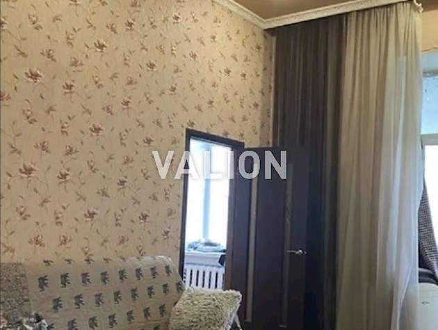 Квартира 117,6 кв.м в центре! Царский дом ул. Дмитриевская 19А. Потолки 4,2 м!