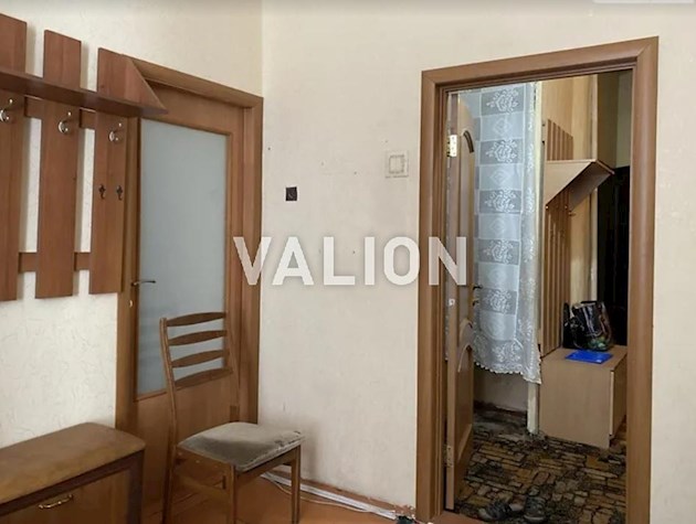 Квартира 117,6 кв.м в центре! Царский дом ул. Дмитриевская 19А. Потолки 4,2 м!