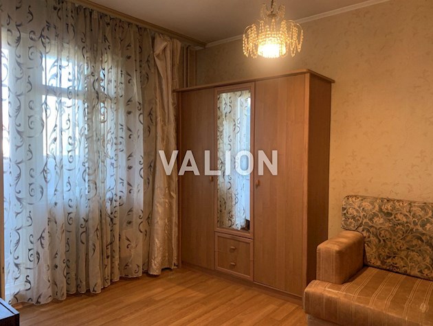 Продам 3 комн. по пр-ту Червоной Калины 3а. Троещина.