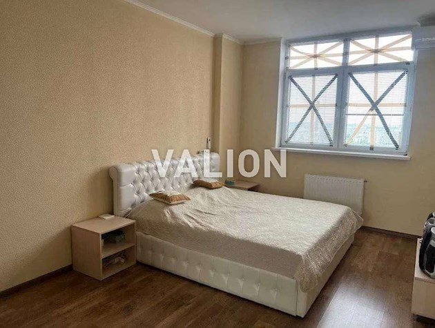 Продаж 2-к квартири вул. Петра Калнишевського 6