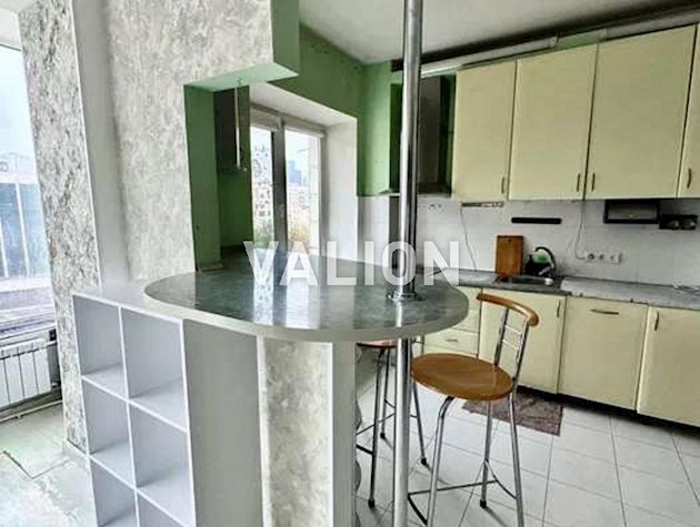 Продаж 2 кімнатної квартири вул. Велика Васильківська 114, метро Палац Украіни