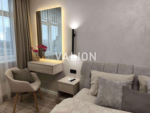 Продажа 3-к квартиры ул. улица Всеволода Змиенко 15/23